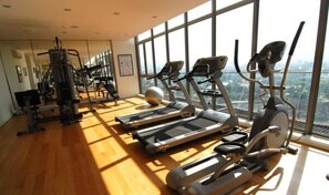 Fitness facility - COZY 2BR Fairlane Residences Next To Lot 10 (Kuala Lumpur)