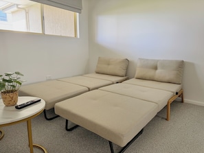 Comfort Apartment, 1 Queen Bed, Non Smoking | Extra beds