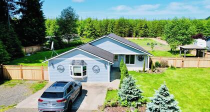 Huge 6-Bedroom with Arcade Room – Perfect for Big Families or Groups!