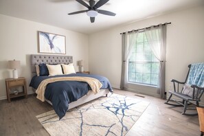 2 dormitorios, tabla de planchar con plancha, wifi y ropa de cama