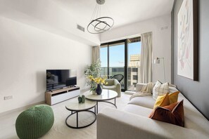 Téléviseur, bureau