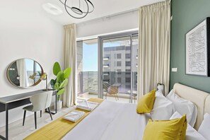 2 bedrooms, desk, iron/ironing board, WiFi