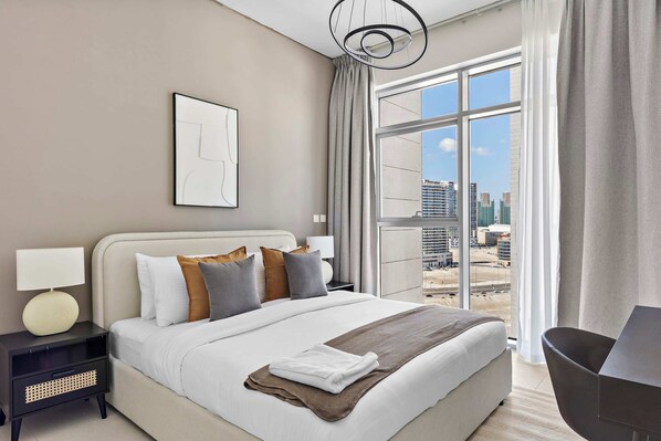 1 bedroom, desk, iron/ironing board, WiFi