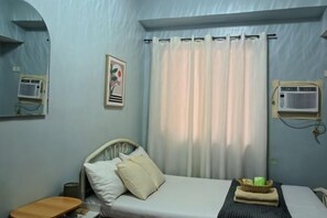 Cribs/infant beds - Introverts Inn Antipolo Taytay (Taytay)