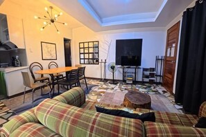 Cots/infant beds - Introverts Inn Antipolo Taytay (Taytay)