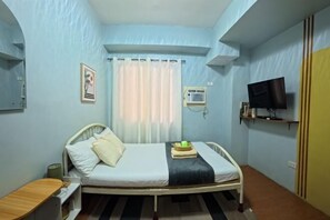 Cribs/infant beds - Introverts Inn Antipolo Taytay (Taytay)
