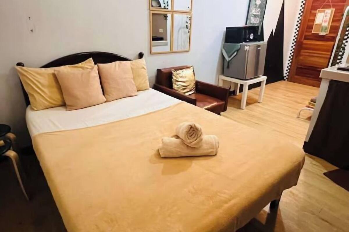 Cots/infant beds