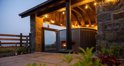 Barraston Farm - a cottage that sleeps 16 guests in 7 bedrooms