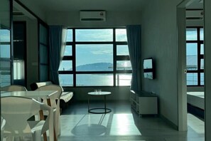 Room - Sunrise at Jesselton Quay water dispenser provided (Kota Kinabalu)