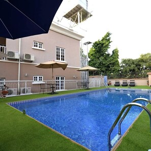 Piscina all'aperto