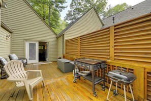Outdoor dining - Resort Studio 1/2 Mi to Ski Sapphire Valley! (Sapphire)