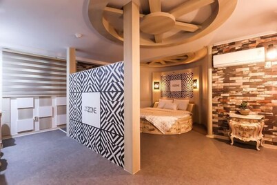 龟尾工园洞酒店The Zone