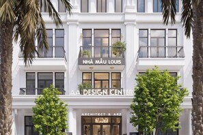 Unclassified image, 3 of 12, button - AA Luxury Housing (Hanoi)