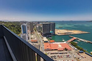 Unclassified image, 5 of 12, button - Jesselton Quay Seaview Suite by HayBay (Kota Kinabalu)