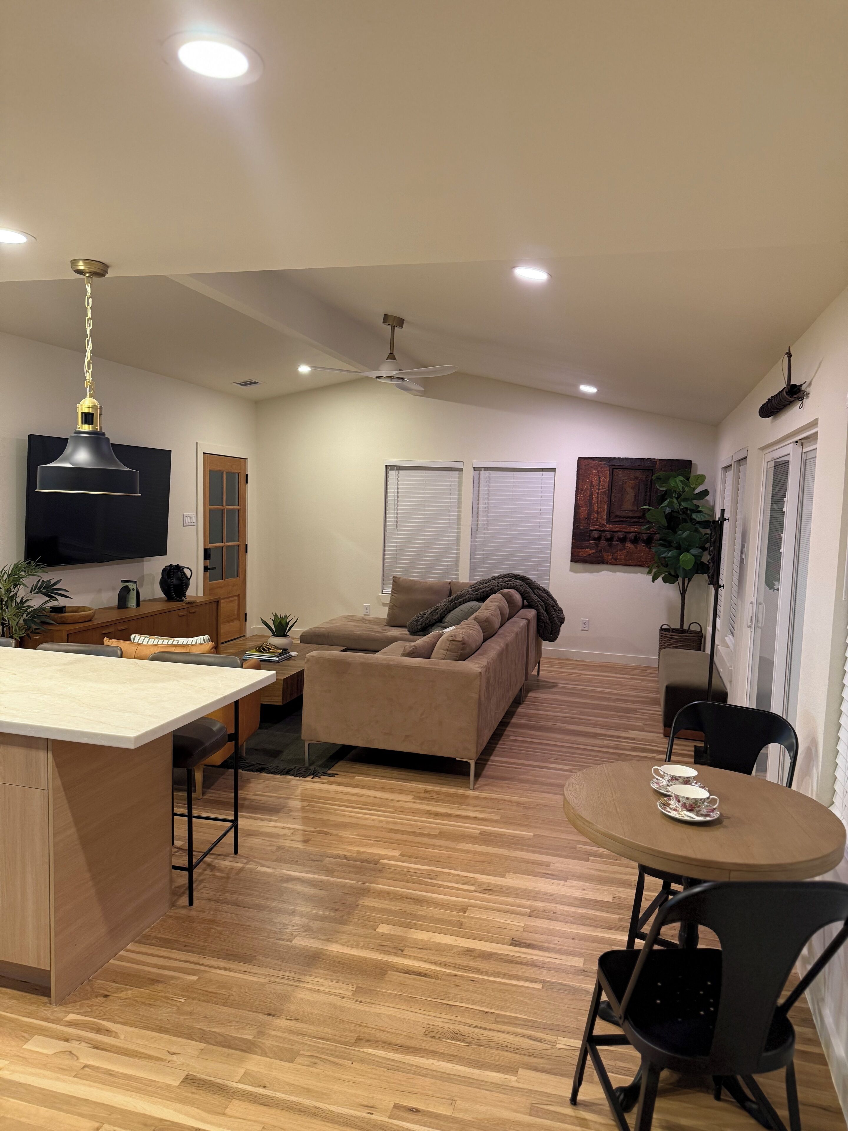Villa Verde Walking Distance To River ~~~Rio Vista Lovely 3 Bd Room~~~ Smtx - San Marcos, TX