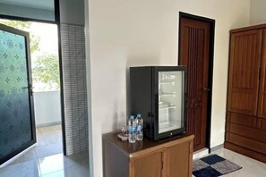 Room - Bamboo Resort (Si Prachan)