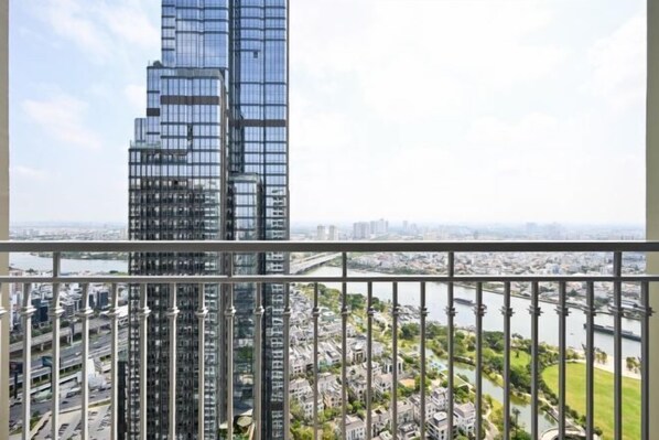 Pemandangan dari hartanah