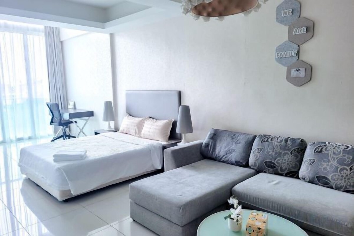 Premium Queen Room