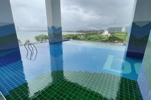 Unclassified image, 4 of 50, button - Baysuites Near Sicc (Kota Kinabalu)