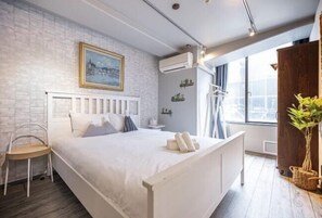 Room - Baden² MINPAKU STYLE～ART～HONMACHI 1 bedroom, accommodates up to 3 people (Osaka)