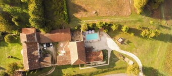 Superb Gîte, gateway to Aubeterre, crossroads of the Périgord Vert, Charente, Dordogne