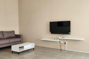 Living area - LestariHome2, KLIA Sepang (Sepang)