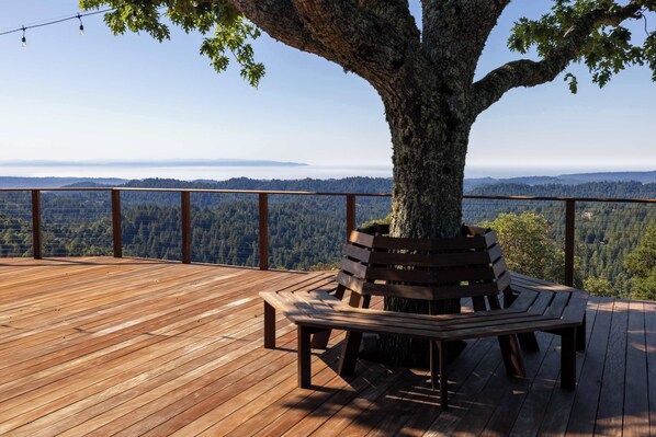 Terrace/patio - 5BR 3.5BA Panoramic Ocean & Mountain Views (Los Gatos)