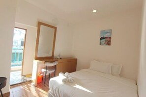 Room - Shoreline Guesthouse (Semporna)