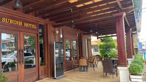 Ảnh chưa phân loại, 2 trong số 65 ảnh, nút