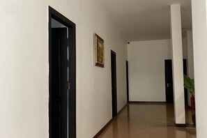 Unclassified image, 3 of 40, button - Subinh Hotel (Pakse)