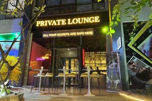 Bar (on property) - LUMIERE RIVERSIDE CONDOTEL IN CENTER HO CHI MINH (Ho Chi Minh City)