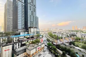 Unclassified image, 5 of 10, button - Saigon Landmark Apartment - Vinhomes (Ho Chi Minh City)