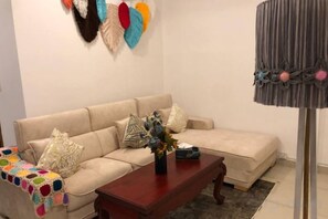 Unclassified image, 5 of 10, button - Haven Inn (Phnom Penh)