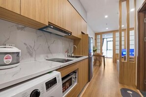 Room - 22Housing Luxury Apartment 4/81 Linh Lang (Hanoi)