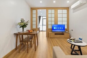 Room - 22Housing Luxury Apartment 4/81 Linh Lang (Hanoi)