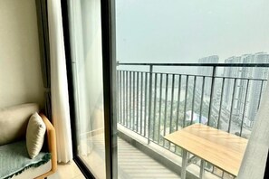 View from property - Ember Housing - Vinhomes Skylake Apartment My Dinh Near Keangnam (Hanoi)