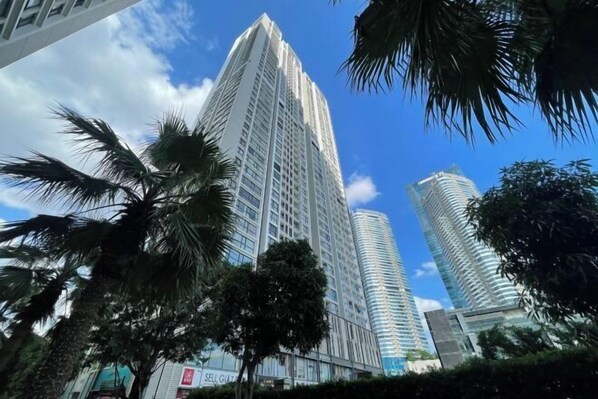 Exterior - Ember Housing - Vinhomes Skylake Apartment My Dinh Near Keangnam (Hanoi)