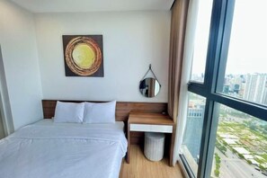 Room - Ember Housing - Vinhomes Skylake Apartment My Dinh Near Keangnam (Hanoi)