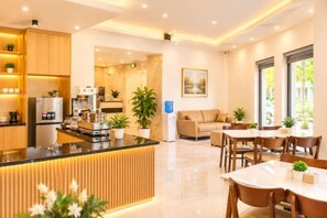 Dining - NGHI THUONG HOTEL (Vo Cuong)