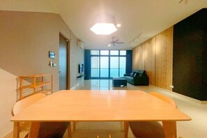 Room - GYDEN STAYCATION #Green Haven near Senibong&Regency (Plentong)