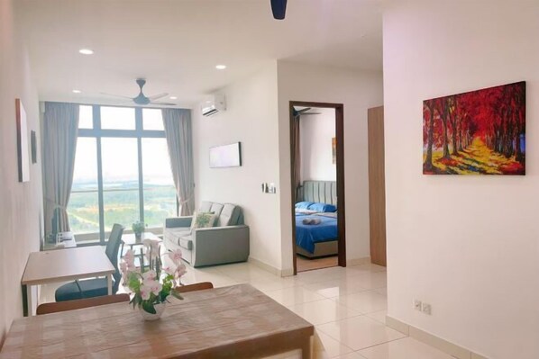 Room - GYDEN STAYCATION #Green Haven near Senibong&Regency (Plentong)