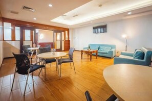 Unclassified image, 4 of 13, button - The Loft Hostel by Evernent (Miri)