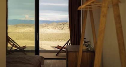 Charyn Visitor-Center