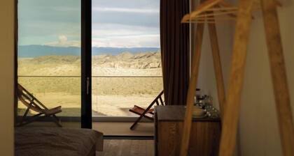 Charyn Visitor-Center