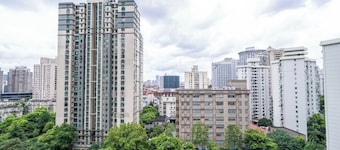 Tyms Modern 2BR 1BA Suite Xujiahui Malls