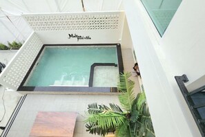 Outdoor pool - Medina Private Pool Villa-Bangsaen (Chon Buri)