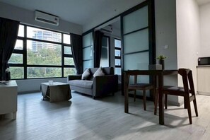 Unclassified image, 4 of 55, button - Peaceful JQ homestay (Kota Kinabalu)