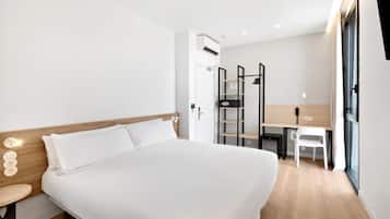 Quarto família | Cofres nos quartos, Wi-Fi de cortesia