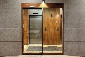 Unclassified image, 2 of 16, button - Hotel Emok (Busan)