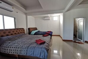 Room - Glass House A6 Pool Villa (Pattaya)